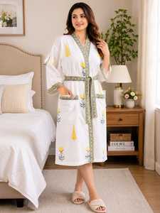 Bata de baño maxi blanca de verano con bordado floral, transpirable, 100% algodón, estilo gofrado, corte A, manga larga, cuello en V, con cinturón, informal, para estar en casa - Product Image 2