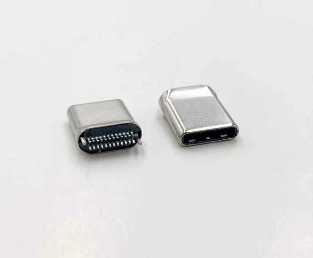 USB 3.1 Type C 24-Pin Connector Vertical Design for PD Charging on Electronic Computer Docking Station 5A 20V AC