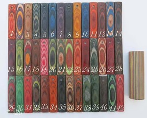 Couteau Sgian Dubh en acier Damas sur mesure OEM, manche en bois fait main, couteau écossais pour kilt des Highlands - Product Image 4