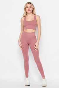 Ensemble de vêtements de yoga personnalisés en tissu solide respirant 100% nylon, pantalons de yoga, shorts de sport, hauts, leggings, vente en gros - Product Image 3