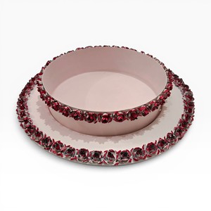 Plato y Tazón de Chocolate de Hierro Color Rosa con Borde con Diseño de Rosas, Tazones de Chocolate Personalizables, Tamaños y Colores Personalizados Disponibles - Product Image 1