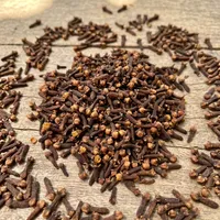 Meilleurs clous de girofle séchés d'Indonésie, épice de qualité supérieure, clous de girofle entiers sélectionnés, export en vrac, haute qualité [BIENFAINS, SANS PRODUITS CHIMIQUES]