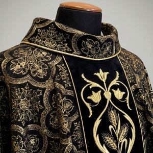 Chasuble de prêtre brodée sur mesure en polyester, avec étole noire et or, vêtement religieux pour l'église - Product Image 5