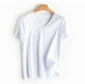 Camisetas Modernas Minimalistas al por Mayor, Camisetas de Verano de Algodón con Cuello en V para Mujer, Camisetas Lisas Teñidas con Bloques de Color Elegantes - Product Image 3
