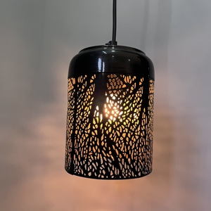 Luminaire suspendu décoratif en fer forgé noir, design artisanal, motif découpé au laser, LED blanc chaud doux pour salon - Product Image 2