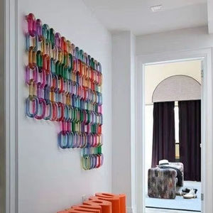 Sculpture murale en résine à maillons, décoration artistique pour la maison, pièce d'exception tendance, forme irrégulière, accessoire d'intérieur fait main - Product Image 3