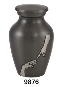 Urne funéraire en laiton pour chat, 6 pouces, finition étain antique, pour cendres d'un être cher, avec un design traditionnel et apaisant pour une présentation commémorative à la maison - Product Image 6