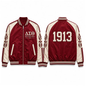 เสื้อแจ็คเก็ตบอมเบอร์ Delta Sigma Theta สีแดง แขนครีม พิมพ์ลายด้านหลังปี 1913 แบบซิปหน้า สไตล์พรีปปี้ สำหรับผู้ชาย - Product Image 1