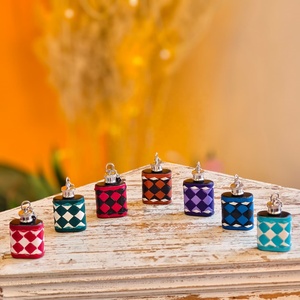 Mini flacons à liqueur en cuir véritable à carreaux Venus Premium, avec nouveau bouchon métallique, légers et robustes, accessoires de mode - Product Image 5