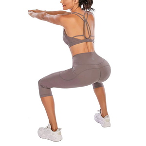 Leggings Deportivos para Mujer, Diseño de Primera Calidad, Hechos a Medida, Nueva Calidad, Precio Bajo, Capri Deportivo para Mujer, Hecho en Pakistán, Servicio OEM - Product Image 4