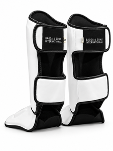 Protège-tibias en PU blanc avec fermeture auto-agrippante pour adultes, protection sportive, design léger - Product Image 3