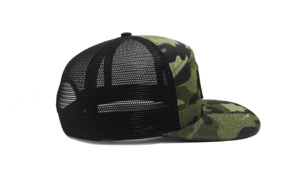Casquette Snapback structurée à 6 panneaux avec patch en cuir personnalisé, dos en maille respirante camouflage, pour sports de plein air adultes, fabriquée au Vietnam - Product Image 4
