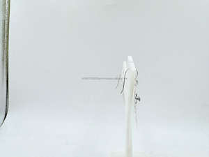 Boucles d'oreilles en argent pur blanc de style vintage classique pour femmes au meilleur prix Design intemporel avec plaqué or pour les mariages et les fêtes Cadeau - Product Image 3