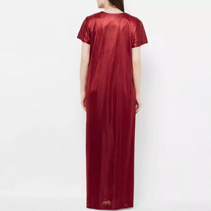 ชุดนอนผ้าไหมซาตินคุณภาพสูงสำหรับผู้หญิง ชุดนอนฤดูร้อนและฤดูใบไม้ร่วง เนื้อผ้านุ่ม สีและขนาดสามารถกำหนดเองได้ - Product Image 3