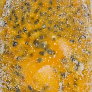 Fruta de la Pasión Congelada IQF de Darlac Farms, Procedente de Vietnam (Dak Lak), Empaque a Granel, Certificación HACCP/ISO, Marca Privada, Proveedor OEM - Product Image 2