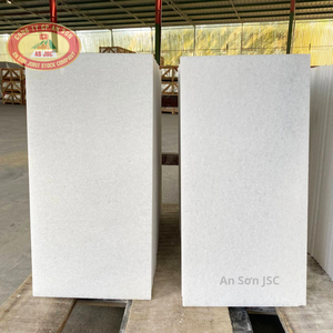 Dalles et Plaques de Marbre Blanc Pur du Vietnam Super Affûtées, Écologiques, pour Plans de Travail de Cuisine et Décoration Extérieure Moderne - Product Image 1