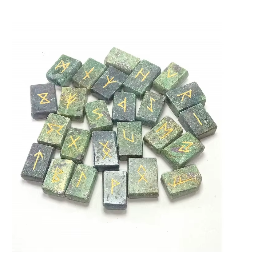 เขียวและชมพู