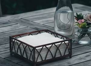 Porta Servilletas de Alambre Metálico Hecho a Mano, Elegante Accesorio de Mesa para la Cena, Perfecto para Uso en Hoteles y Restaurantes - Product Image 3