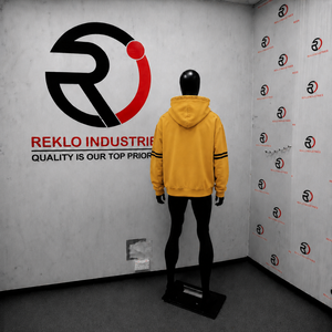 เสื้อฮู้ดดี้ผู้ชายสีเหลืองพรีเมียม ทรงโอเวอร์ไซส์ ผ้าฝ้ายเฟรนช์เทอร์รี่ สวมใส่สบายๆ สำหรับฤดูใบไม้ร่วง มีโลโก้ด้านหน้า แถบลายที่แขนเสื้อ พร้อมโลโก้ด้านหลัง - Product Image 4