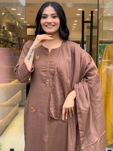 <b>WOMEN'S</b> HEAVY SLUB COTTON <b>KURTA</b> SETS TOP FABRIC HEVAY SLUB COTTON WITH SEQUENCE EMBROIDERED WORK - Product Image 5