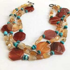 Collier Beauté Épanouieuse, Breloque Botanique Élégante, Collier Souvenir en Résine Artisanale, Pendentif en Résine Arc-en-ciel, Collier Paradis des Pétales H - Product Image 3