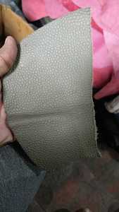 Cuir gaufré de luxe pour fabricants de sacs à main, cuir de vachette pleine fleur à grain de lézard exotique, matériau de fabrication en feuilles - Product Image 4