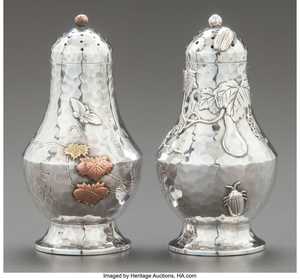 Pots à sel en métal avec couvercles perforés et design à trois pieds pour le stockage d'herbes et d'épices - Product Image 6