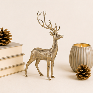 Figura de Reno Navideño de Poliresina Dorada de Lujo, Elegante Estatua de Reno de Pie para Decoración Navideña del Hogar y Centro de Mesa Festivo - Product Image 2