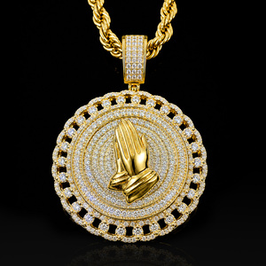 Collier en Moissanite plaqué or rose avec pendentif Mains en prière et breloque Glaçon Rond pour Hommes et Femmes, Bijoux de Fête - Product Image 6