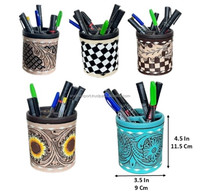 Nouveauté March Expo : Porte-stylo rond en cuir à motif damier, style occidental, fait main, organisateur de bureau, accessoire de bureau artisanal