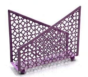 Moderno Porta Servilletas Metálico Morado con Diseño de Patrón Circular para Organizador de Mesa, Decoración de Mesa y Uso en la Cocina - Product Image 1