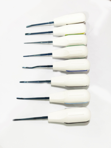 Samroz - Juego de 8 Elevadores Dentales de Raíz con Recubrimiento de Titanio, Instrumentos de Acero Inoxidable con Puntas Azules de Plástico - Product Image 1