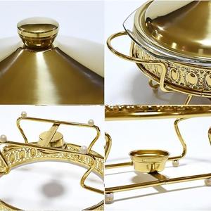 Plat à chafing doré orné avec base en verre, chauffe-plat rond décoratif pour buffets, idéal pour l'accueil de luxe à domicile et les événements royaux - Product Image 4