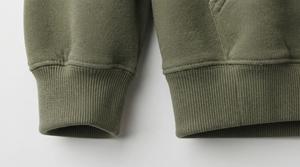 Sudadera con Capucha de Corte Regular con Estampado Gráfico, Estilo Urbano Vintage, de Algodón Grueso y Felpa, Sudadera Premium de Moda Masculina para Invierno, Personalizable - Product Image 4