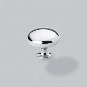 Poignée de meuble élégante en laiton nickelé poli, poignées et boutons modernes et durables pour commodes et tiroirs - Product Image 1