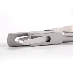 High Quality Reusable German Stainless Steel Ear Notcher with Punch Shape Notch for Swine & Cattle <b>Triangle</b> Die Ear Tag Notchers - Product Image 3