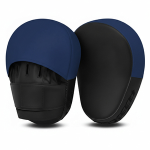Mitaines de boxe respirantes personnalisables de qualité supérieure en cuir véritable, mitaines de boxe professionnelles sur mesure - Product Image 1