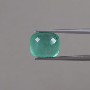 Esmeralda Verde Natural Certificada por IGI, Suelta, 5.15 Quilates, Corte Octogonal 11x9.5mm, Tallada a Mano, Pulida, Encerada/Aceitada, Excelente Claridad - Product Image 3