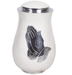 Urna Funeraria Clásica de Aluminio Plateado con Diseño de Manos en Oración, Acabado Natural, Capacidad de 220 Pulgadas Cúbicas, Estilo Americano - Product Image 1