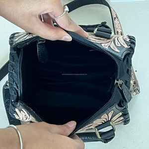 Bolsos de Viaje de Cuero Vacuno Genuino Hechos a Mano de Primera Calidad 2026, Bolsos Cruzados con Diseño Floral Western para Mujer - Product Image 6