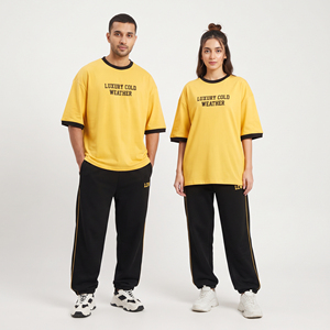 Ensemble de survêtement unisexe en coton avec t-shirt à manches courtes et pantalon large à coupe décontractée, style streetwear athlétique en polyester - Product Image 6