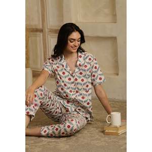 Conjunto de Pijama para Mujer Quince Life Lotus Rouge, Talla S - Product Image 1