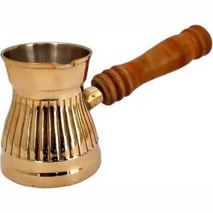 Cafetera Turca de Latón Cezve, Ibrik Dorado Acanalado para Estufa, Olla de Latón con Revestimiento de Estaño y Asa de Madera para Cocina - Product Image 1