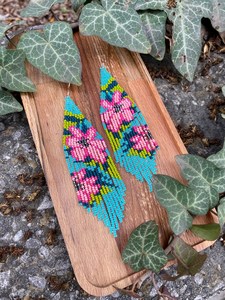 OFERTA DE TENDENCIA: Pendientes de flores rosas con cuentas, pendientes de primavera, pendientes florales largos, pendientes de cuentas tropicales, para cumpleaños - Product Image 5