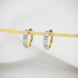 Pendientes de Aro de Oro Blanco de 18k con Diamantes, Corte Baguette y Redondo, Aros Articulados, Brillantes, Joyería Fina de Lujo para Boda, Regalo Elegante - Product Image 2