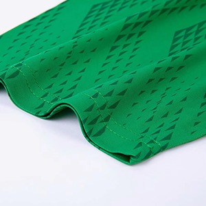 Nouveauté - Tenues de football d'équipe à manches courtes respirantes et à séchage rapide - Design OEM - Couleur et logo personnalisés - Haute qualité pour la vente en ligne - Product Image 4