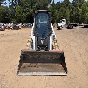 Chargeuse compacte sur chenilles Bobcat T86 Diesel avec une efficacité élevée de 75 kW et une garantie de 2 ans - Product Image 4