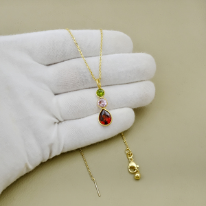 Collar con colgante de granate, cuarzo rosa y peridoto, con múltiples piedras en forma de pera y corte redondo, hecho a mano, estilo bohemio, ideal para regalo. - Product Image 4