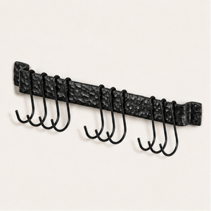 Support mural en fer pour ustensiles de cuisine, organisateur de casseroles et poêles avec crochets coulissants, rail métallique robuste noir thermolaqué - Product Image 1