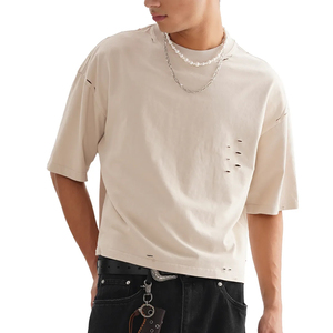 เสื้อยืดผู้ชายทรงครอปบ็อกซี่ฟิต ผ้าคอตตอน 100% หนัก 290GSM สีพื้น ปักโลโก้ได้ตามสั่ง แบบขาดรุ่ย สไตล์ฮิปฮอป - Product Image 4